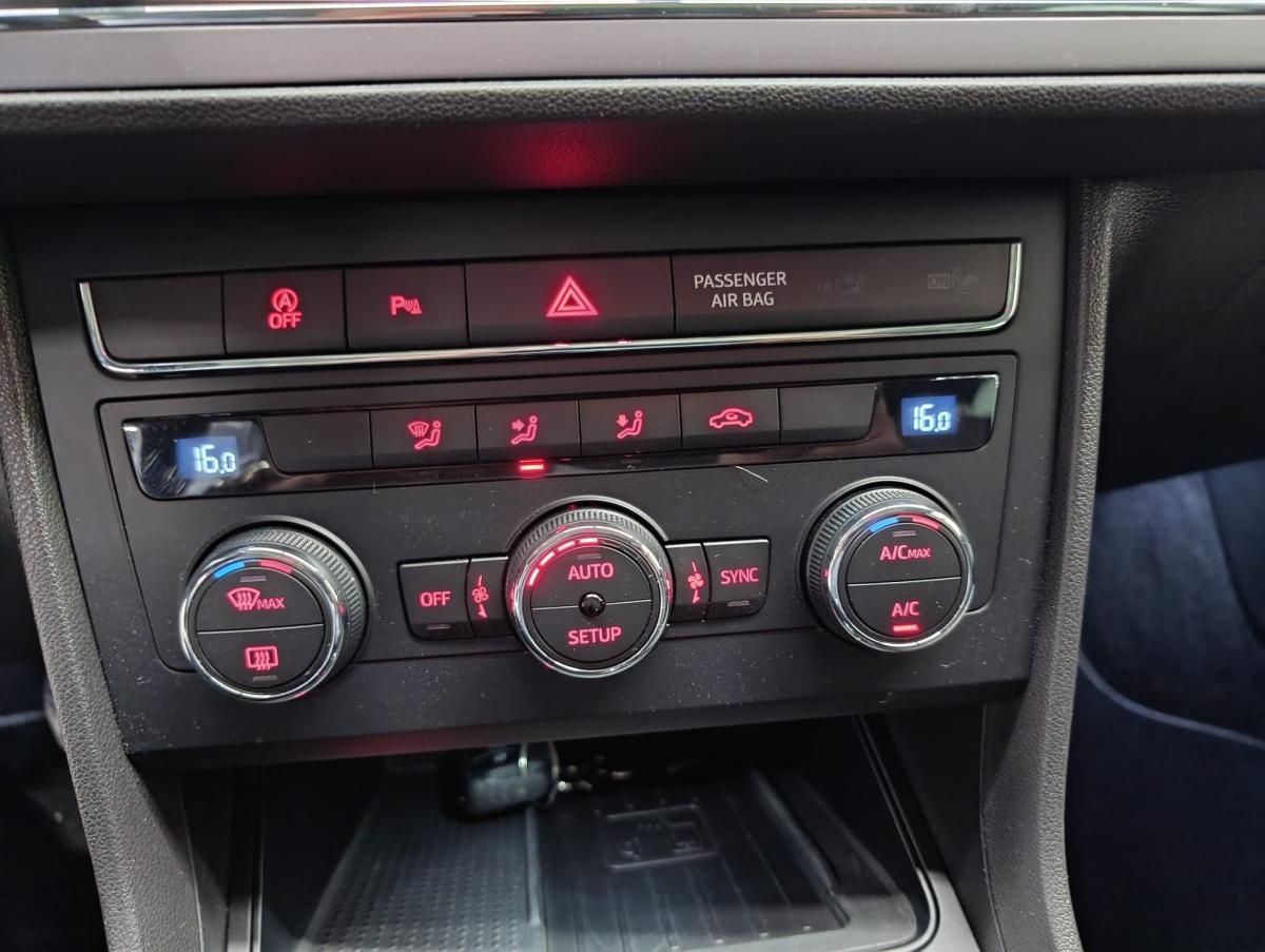 seat-leon-2020-gasolina-999cc