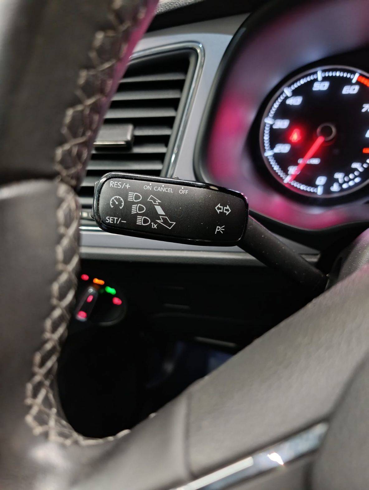 seat-leon-2020-gasolina-999cc