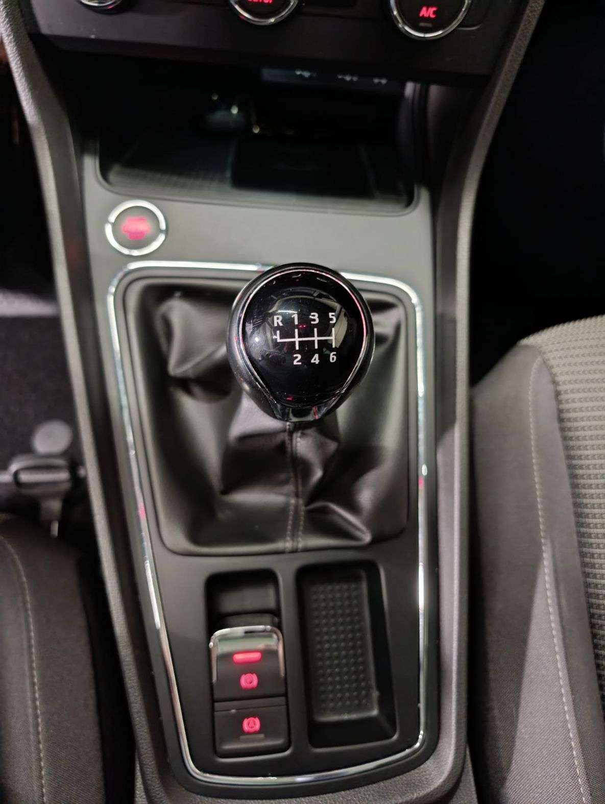 seat-leon-2020-gasolina-999cc
