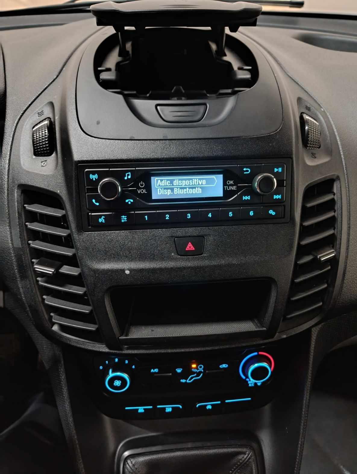 ford-transit-connect-2023-diesel-1499cc