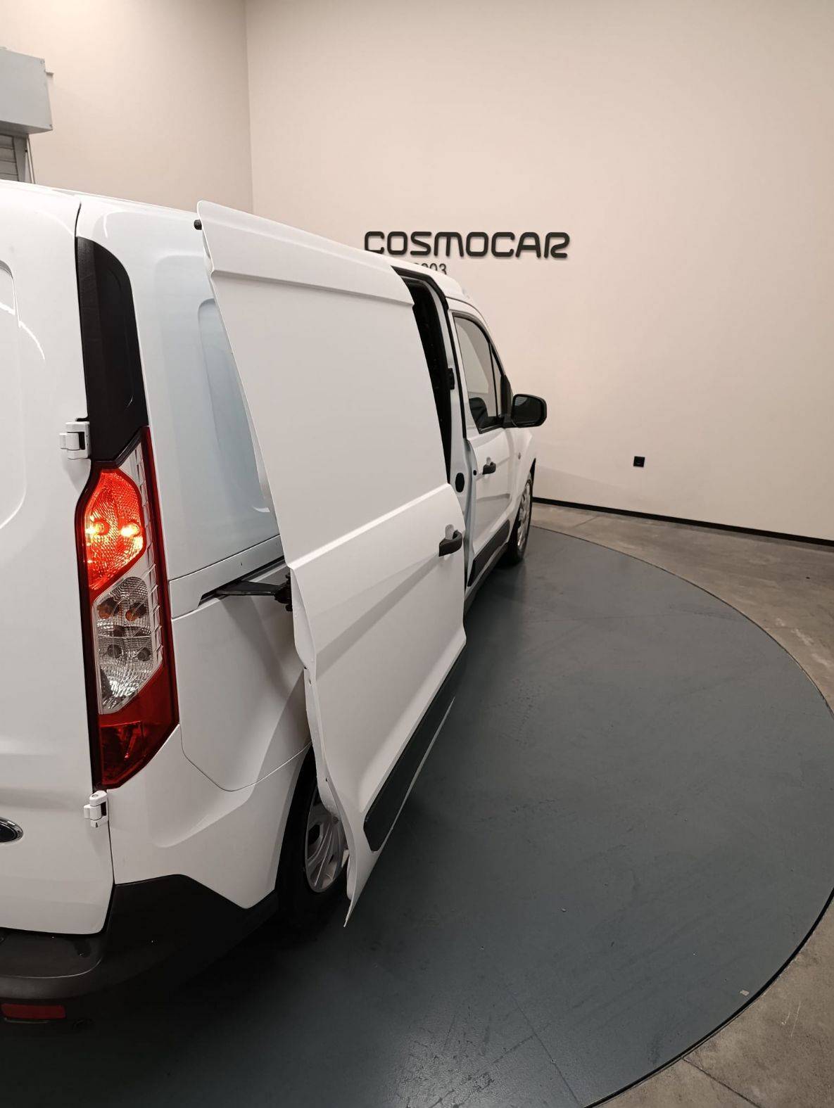 ford-transit-connect-2023-diesel-1499cc