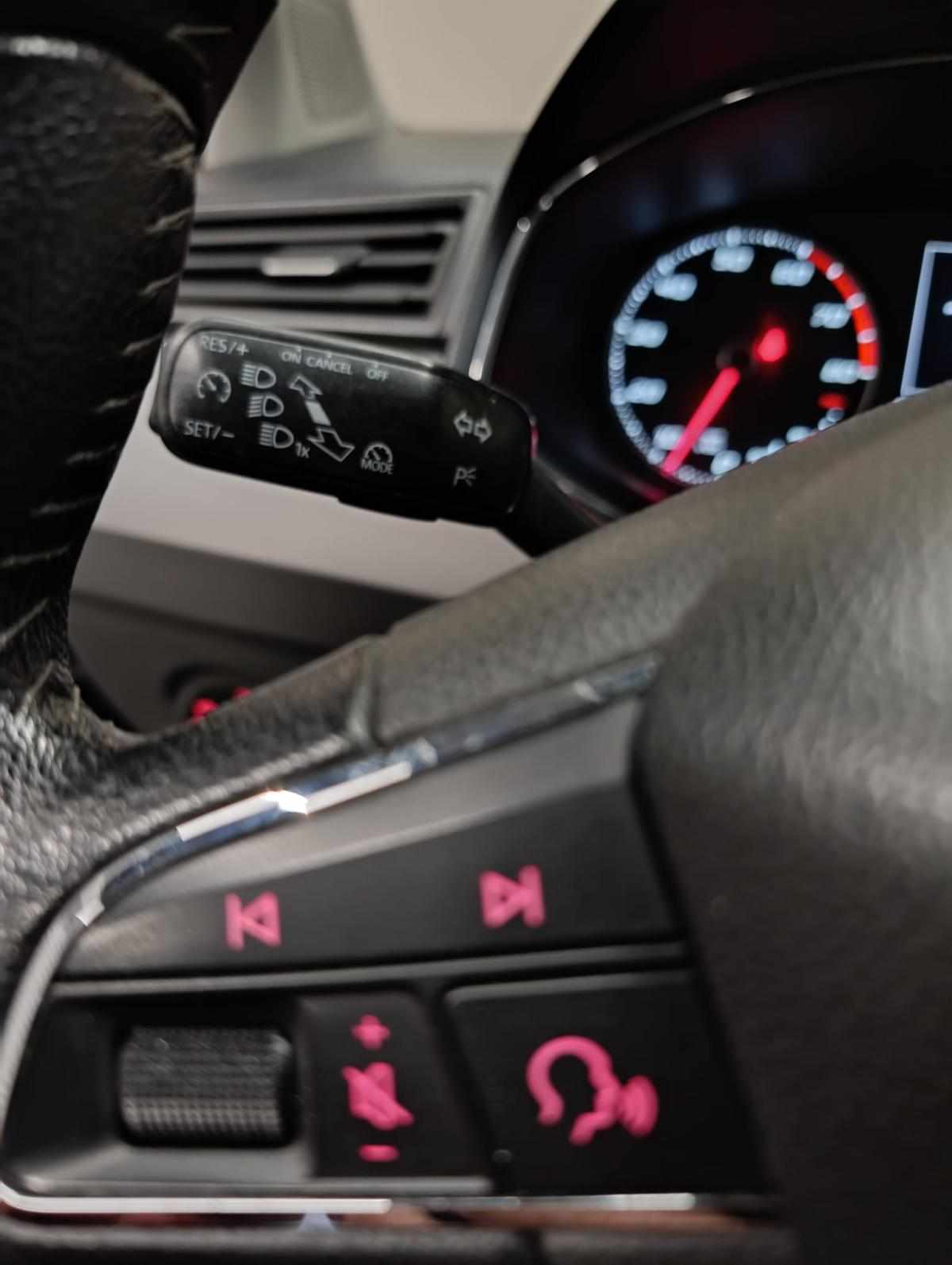 seat-ibiza-2018-gasolina-999cc