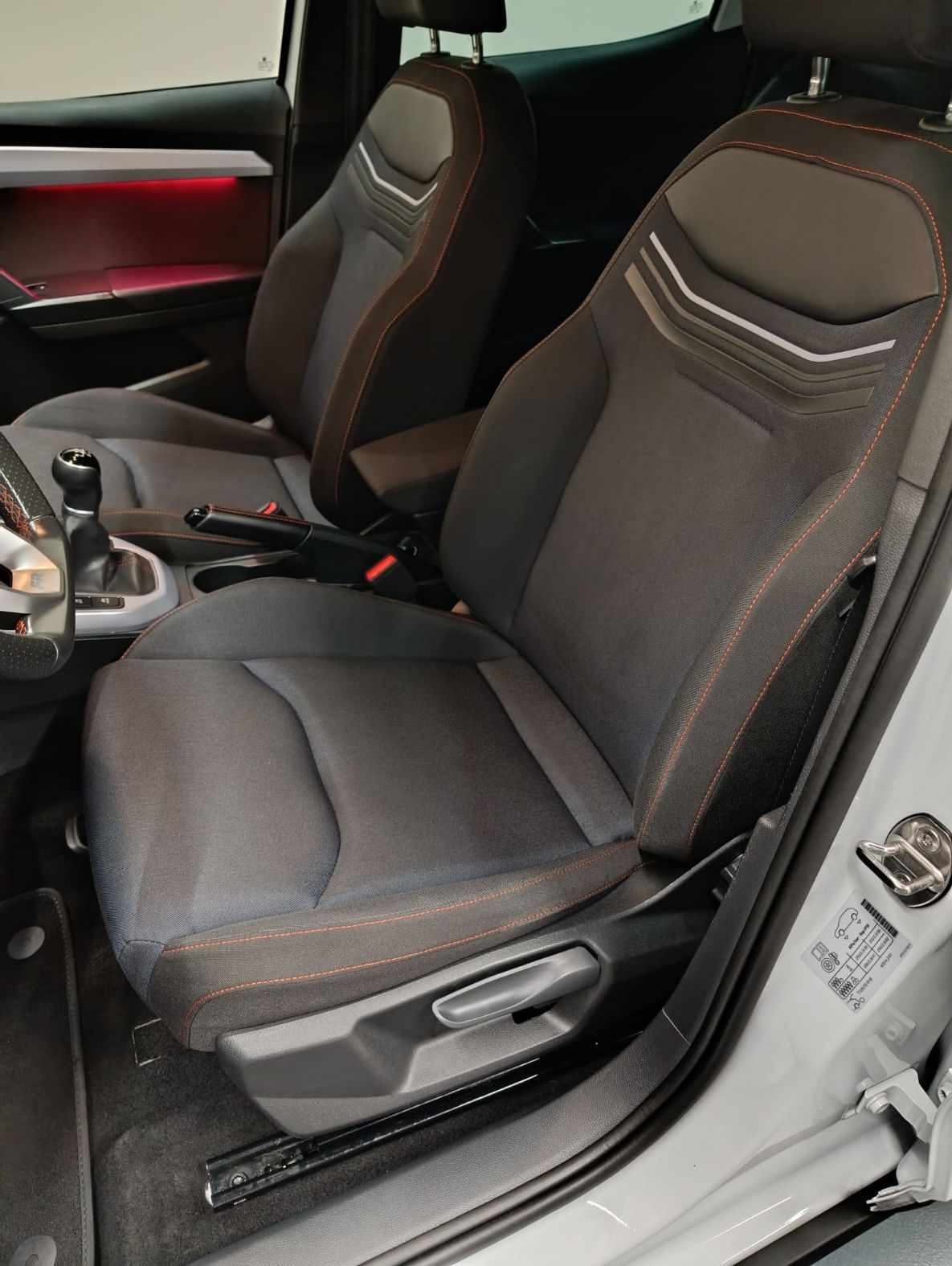 seat-arona-2022-gasolina-999cc