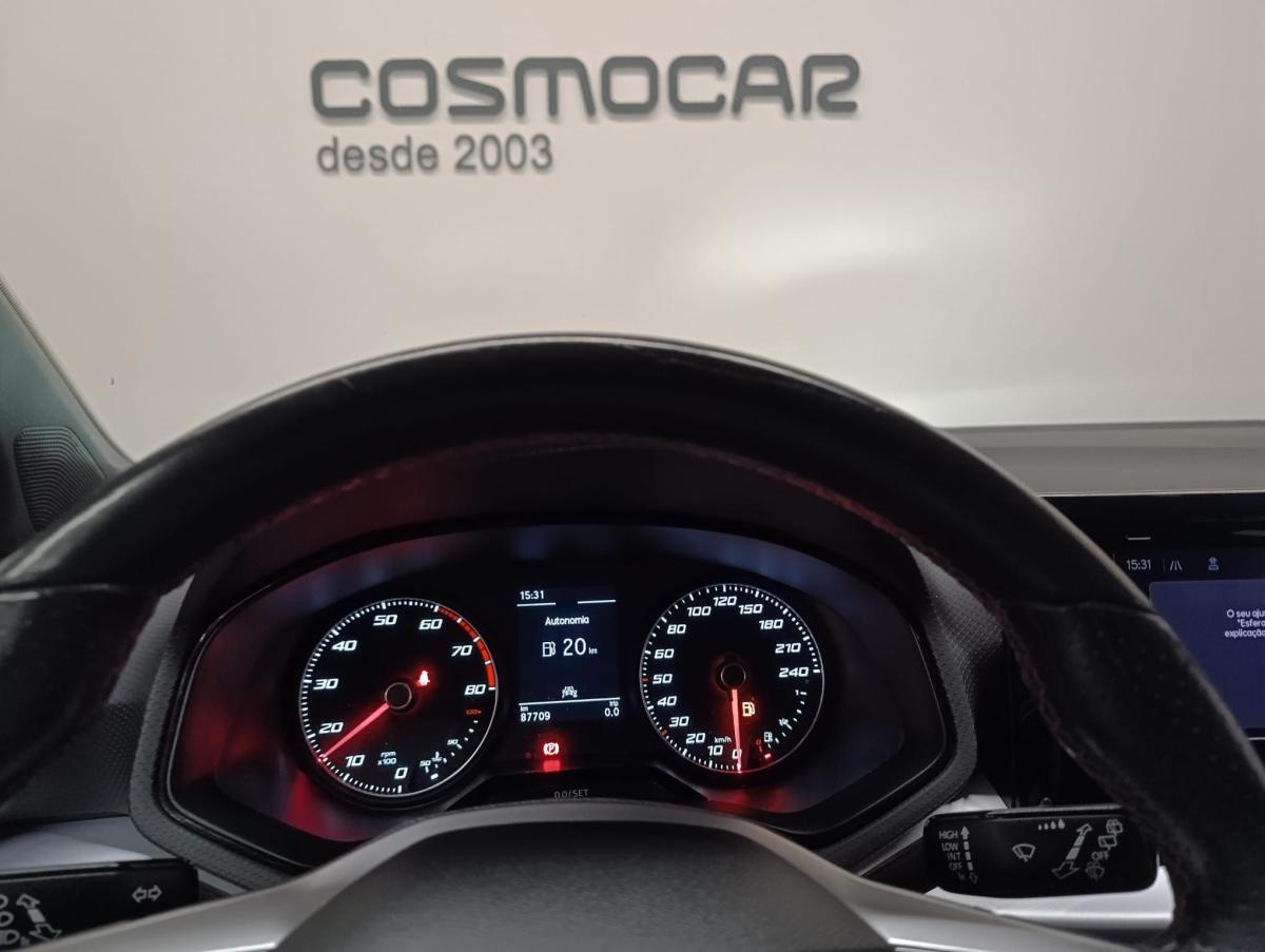 seat-arona-2022-gasolina-999cc