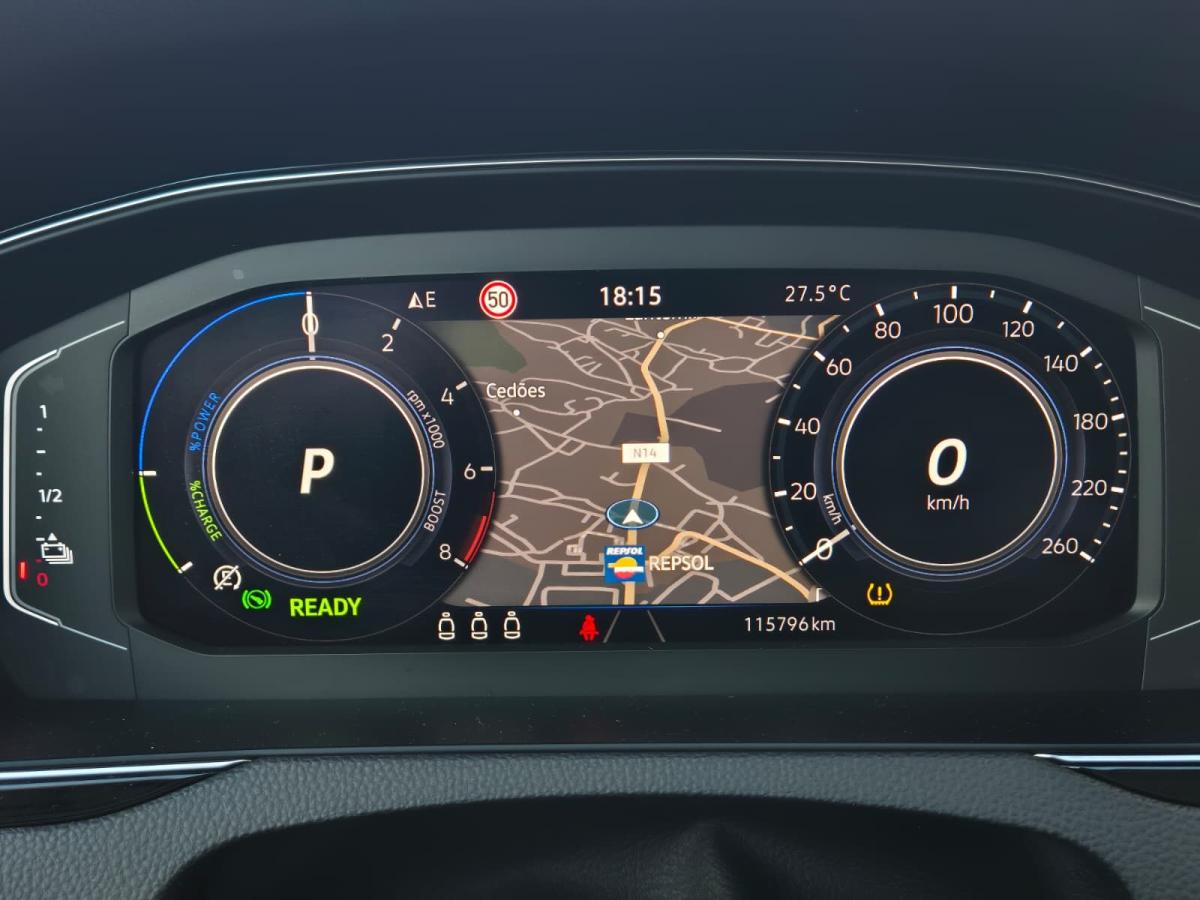 volkswagen-passat-variant-2022-hibrido-a-gasolina-1395cc