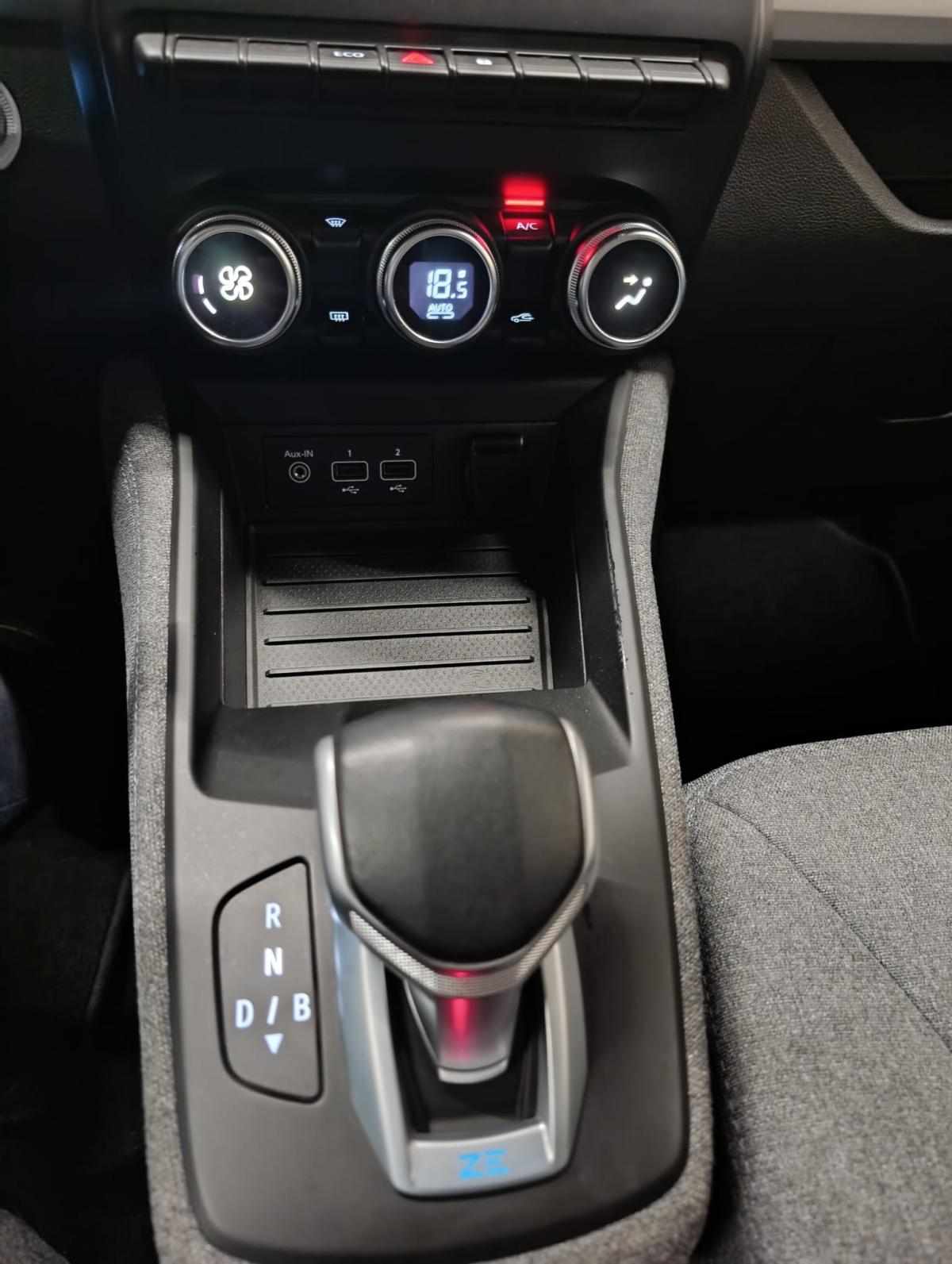 renault-zoe-2022-eletrico-0cc