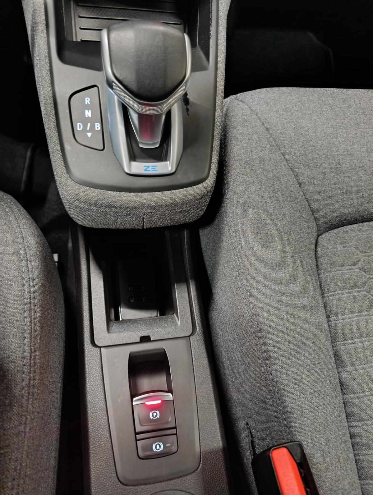renault-zoe-2022-eletrico-0cc