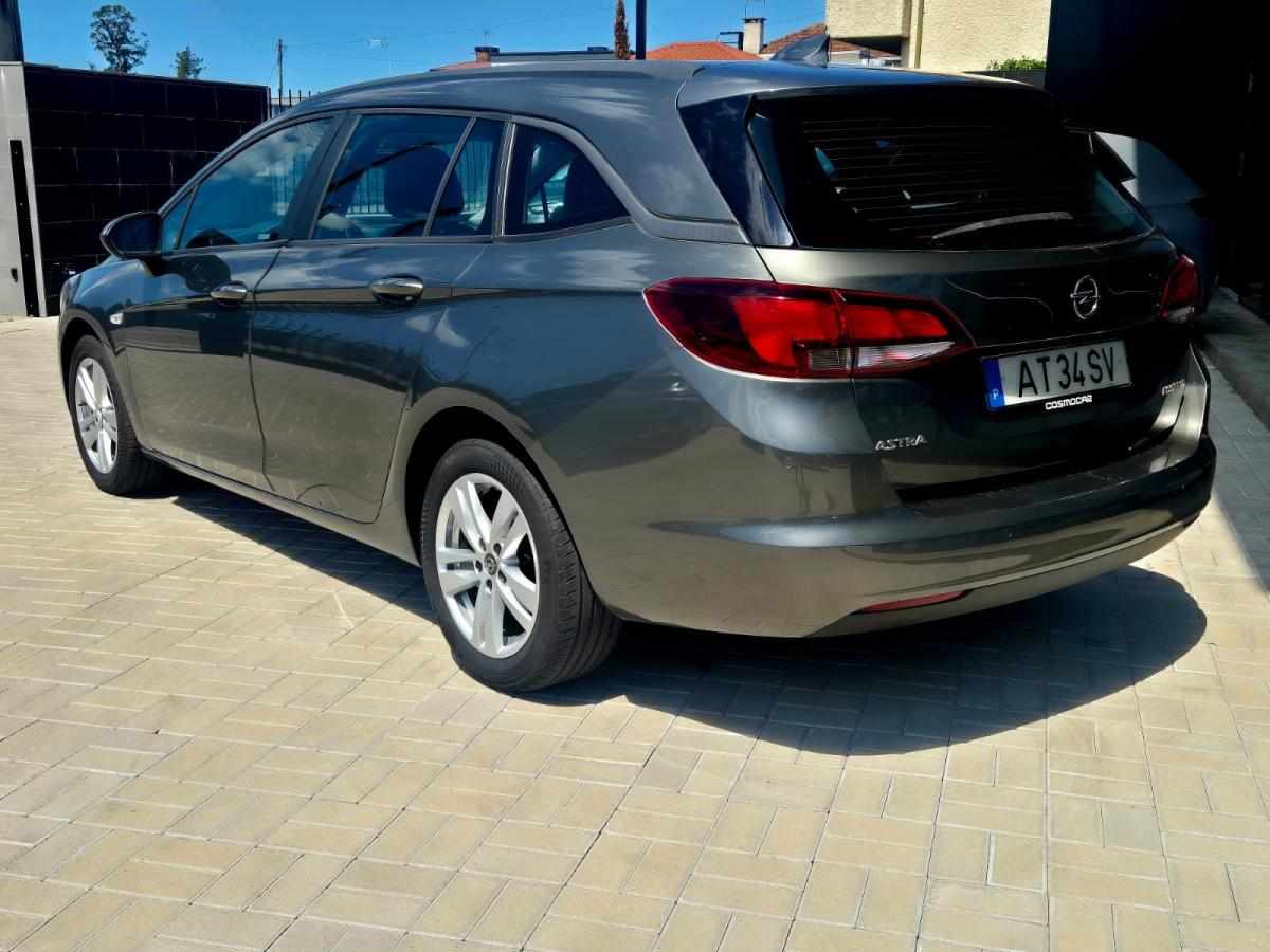 opel-astra-sport-tourer-2018-diesel-1598cc