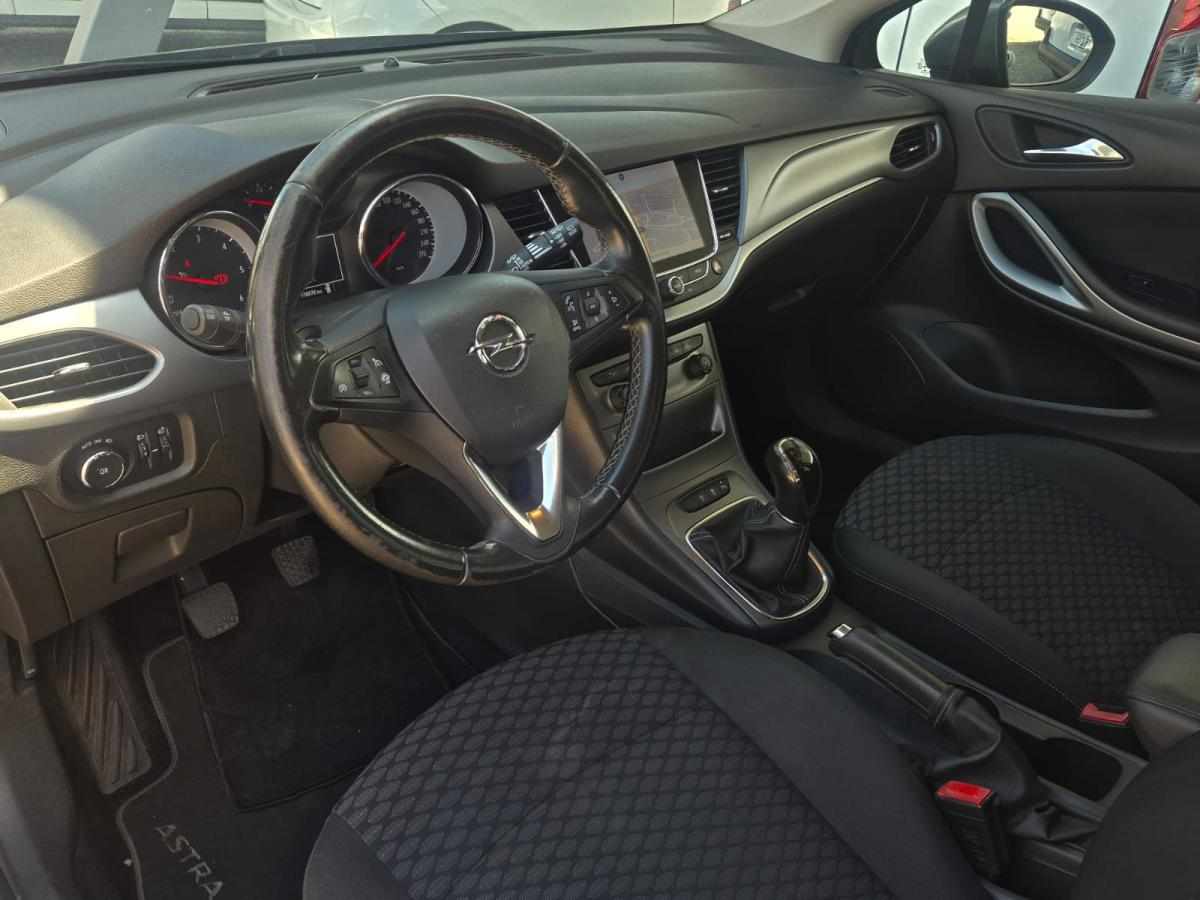 opel-astra-sport-tourer-2018-diesel-1598cc