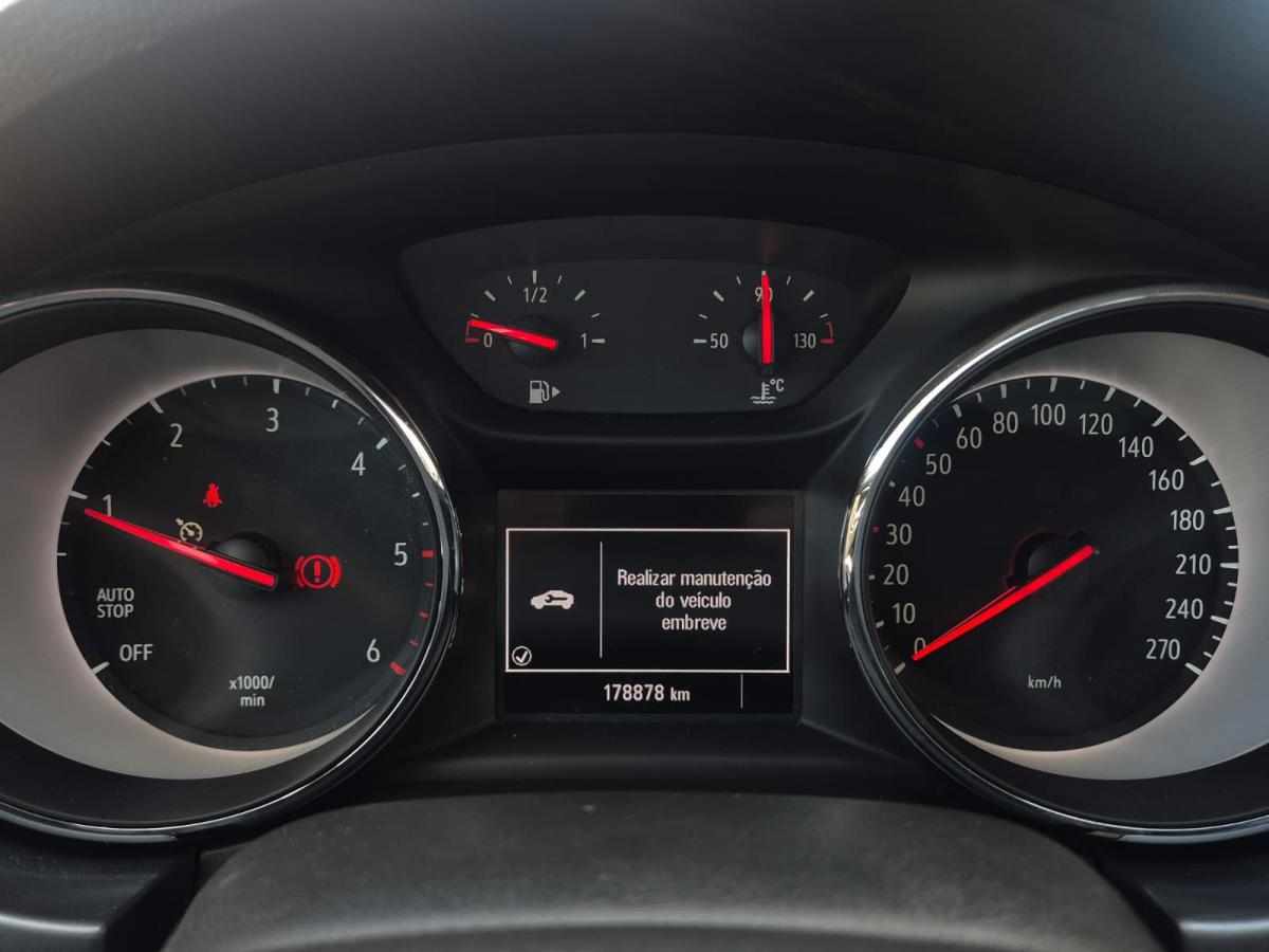 opel-astra-sport-tourer-2018-diesel-1598cc