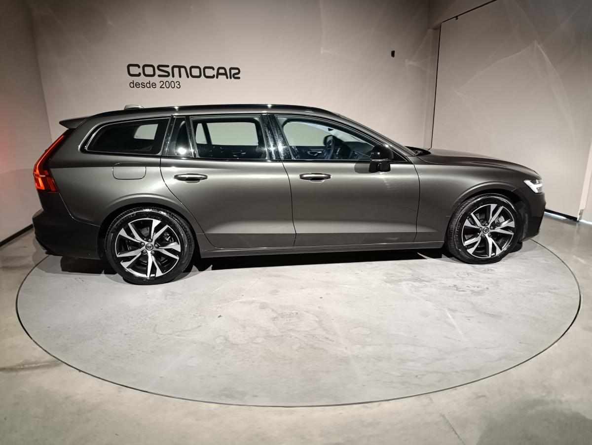 volvo-v60-t6-twin-engine-awd-2021-hibrido-a-gasolina-1969cc