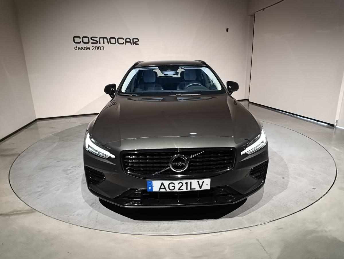 volvo-v60-t6-twin-engine-awd-2021-hibrido-a-gasolina-1969cc