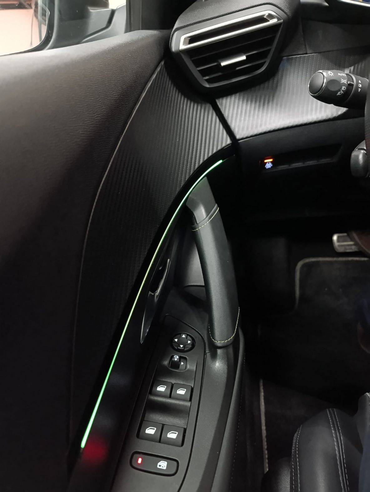 peugeot-2008-2023-diesel-1499cc