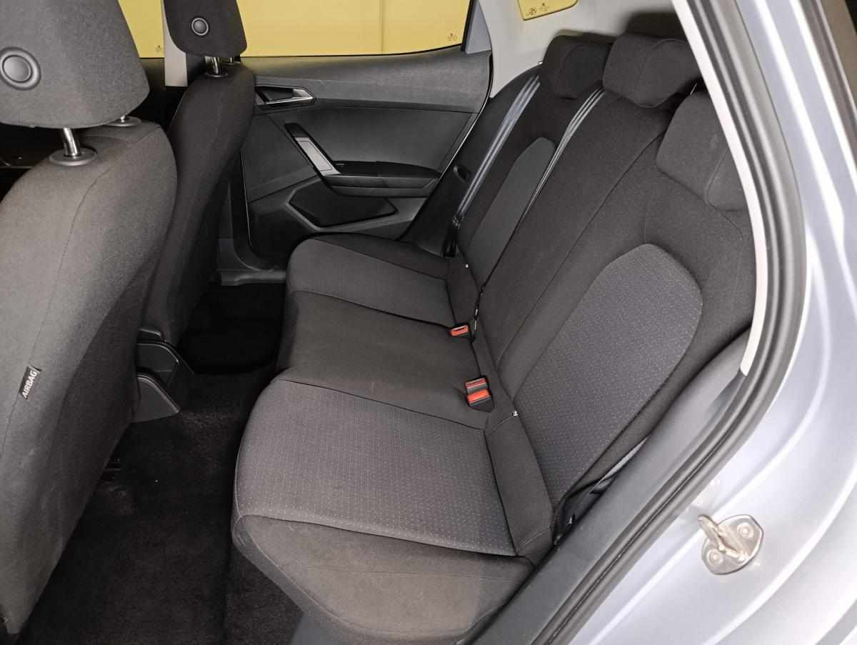 seat-arona-2023-gasolina-999cc