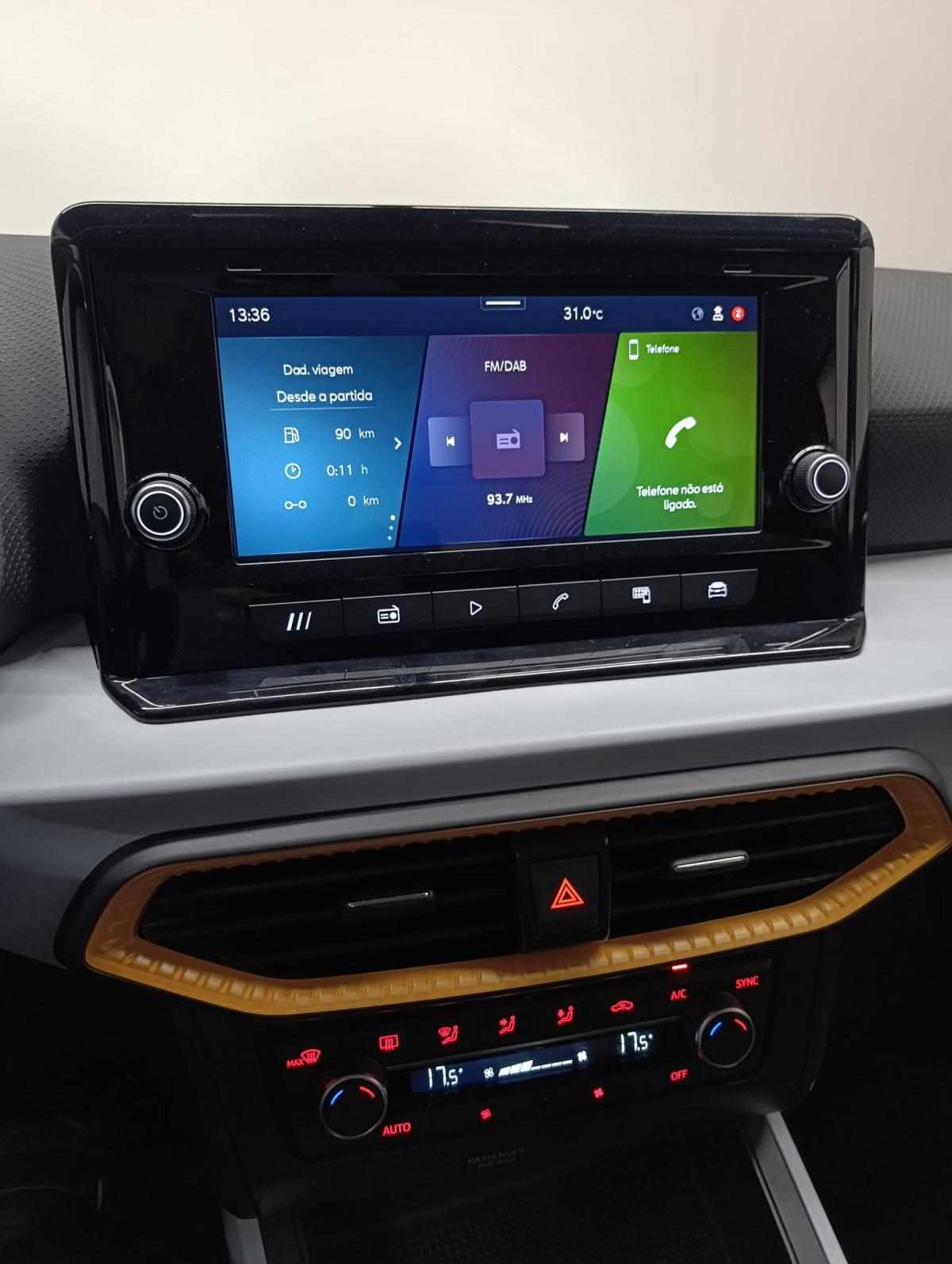seat-arona-2023-gasolina-999cc