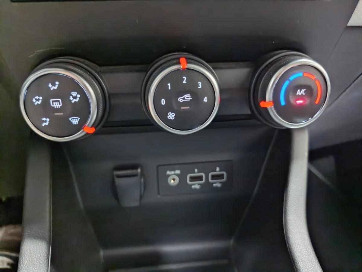 renault-clio-2023-gpl-999cc