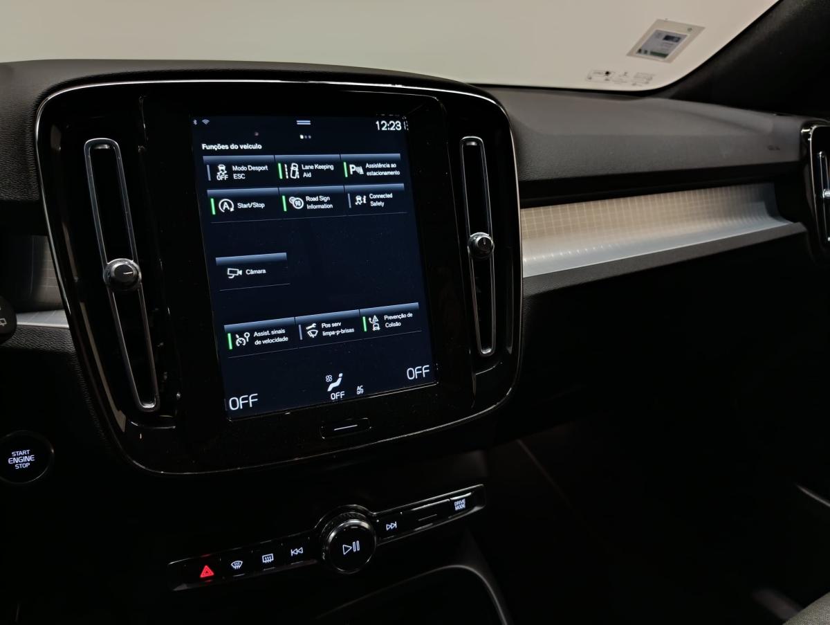 volvo-xc40-2022-gasolina-1477cc