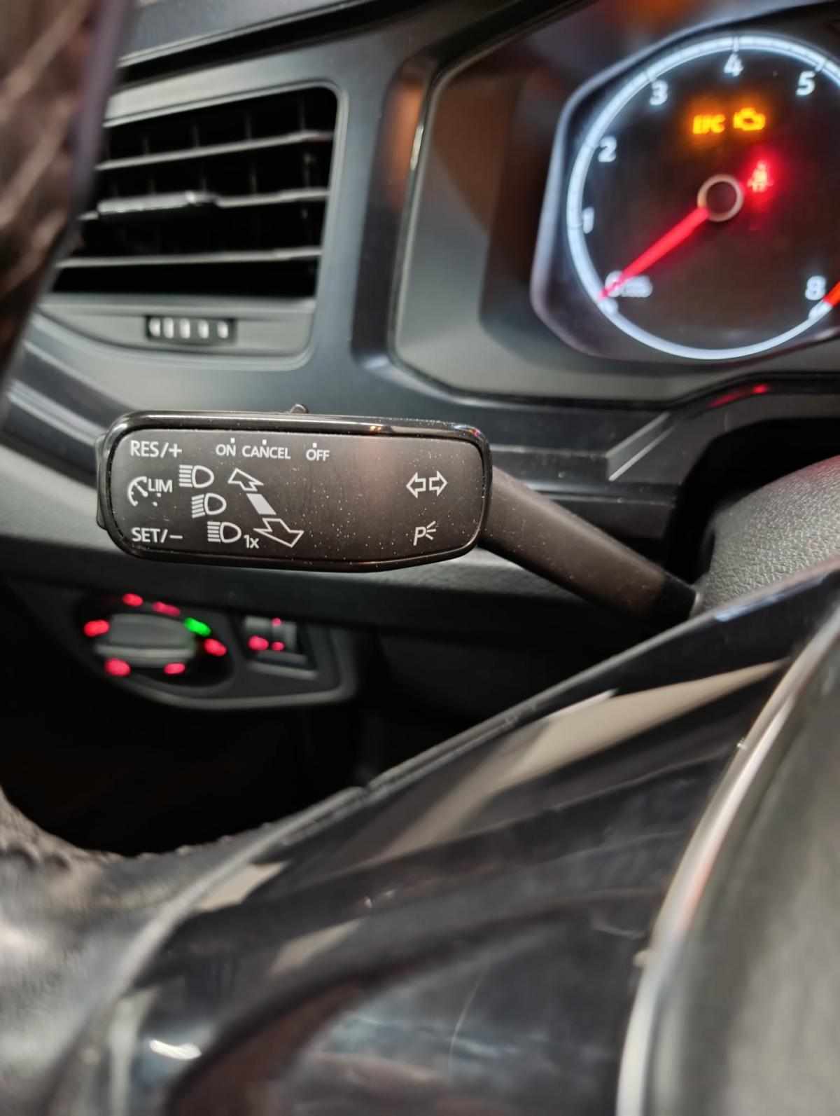 volkswagen-polo-2020-gasolina-999cc