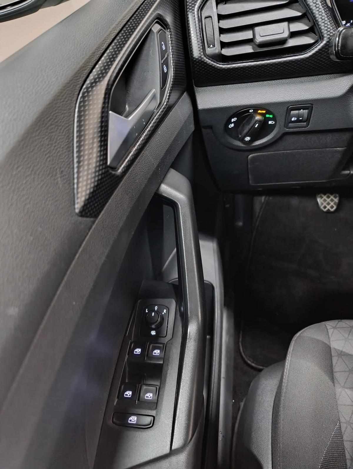 volkswagen-t-cross-2023-gasolina-999cc