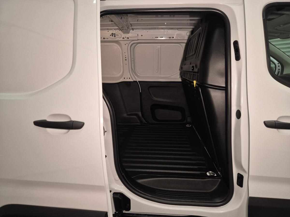 opel-combo-2023-diesel-1499cc