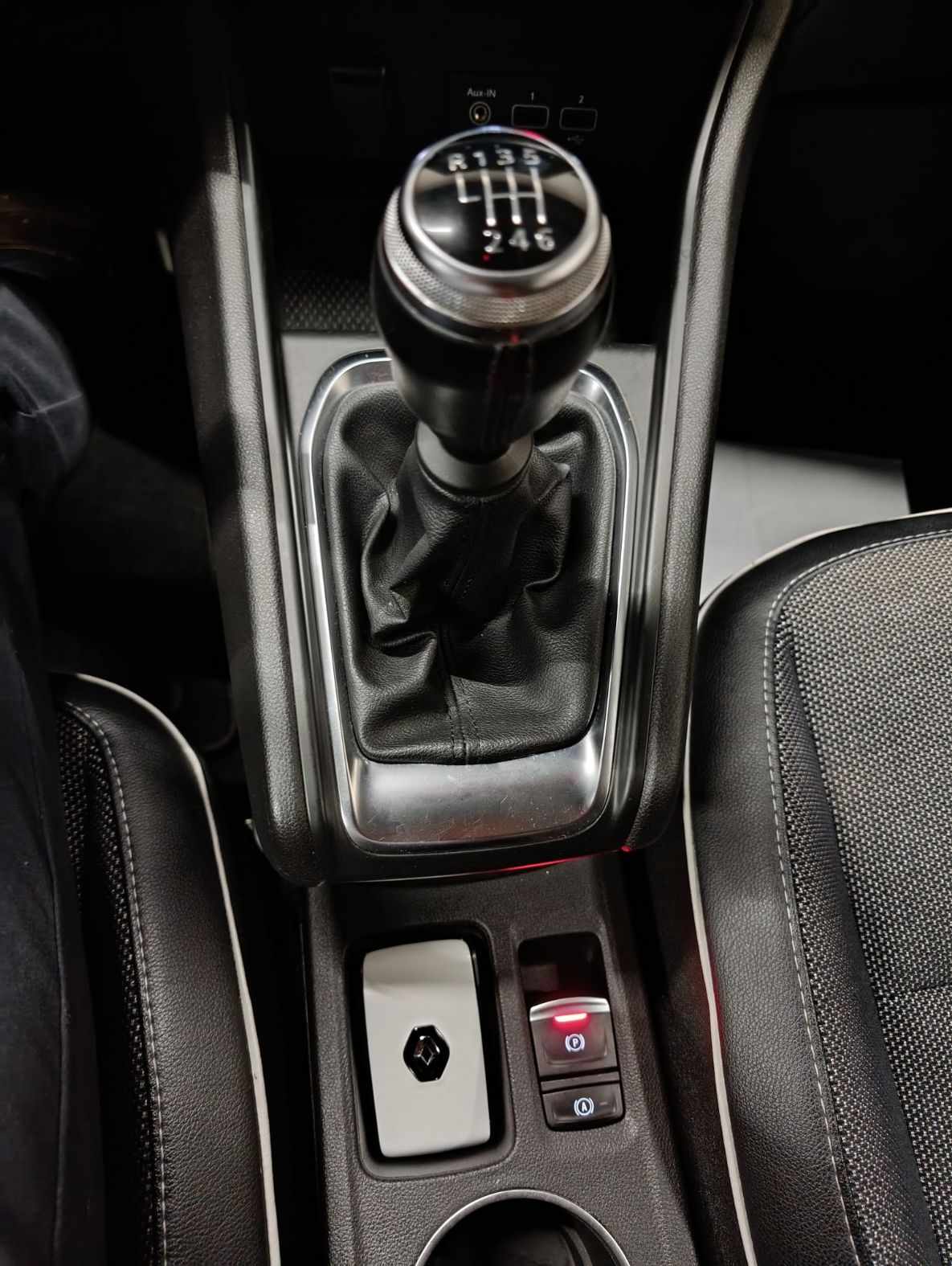 renault-captur-2023-gasolina-999cc