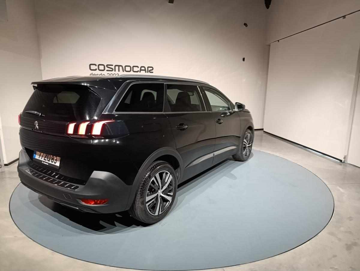 peugeot-5008-2019-diesel-1499cc