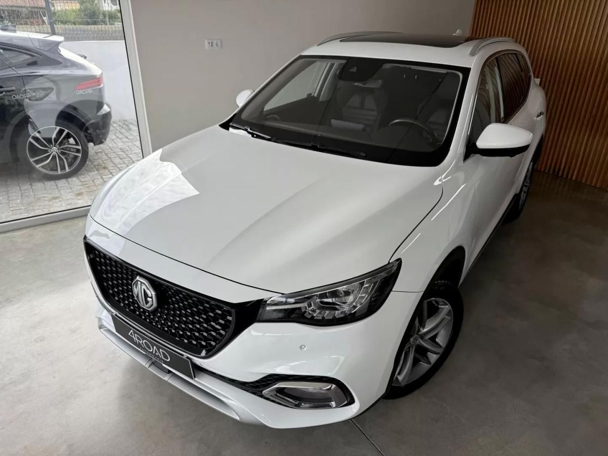 mg-hs-2021-hibrido-1490cc