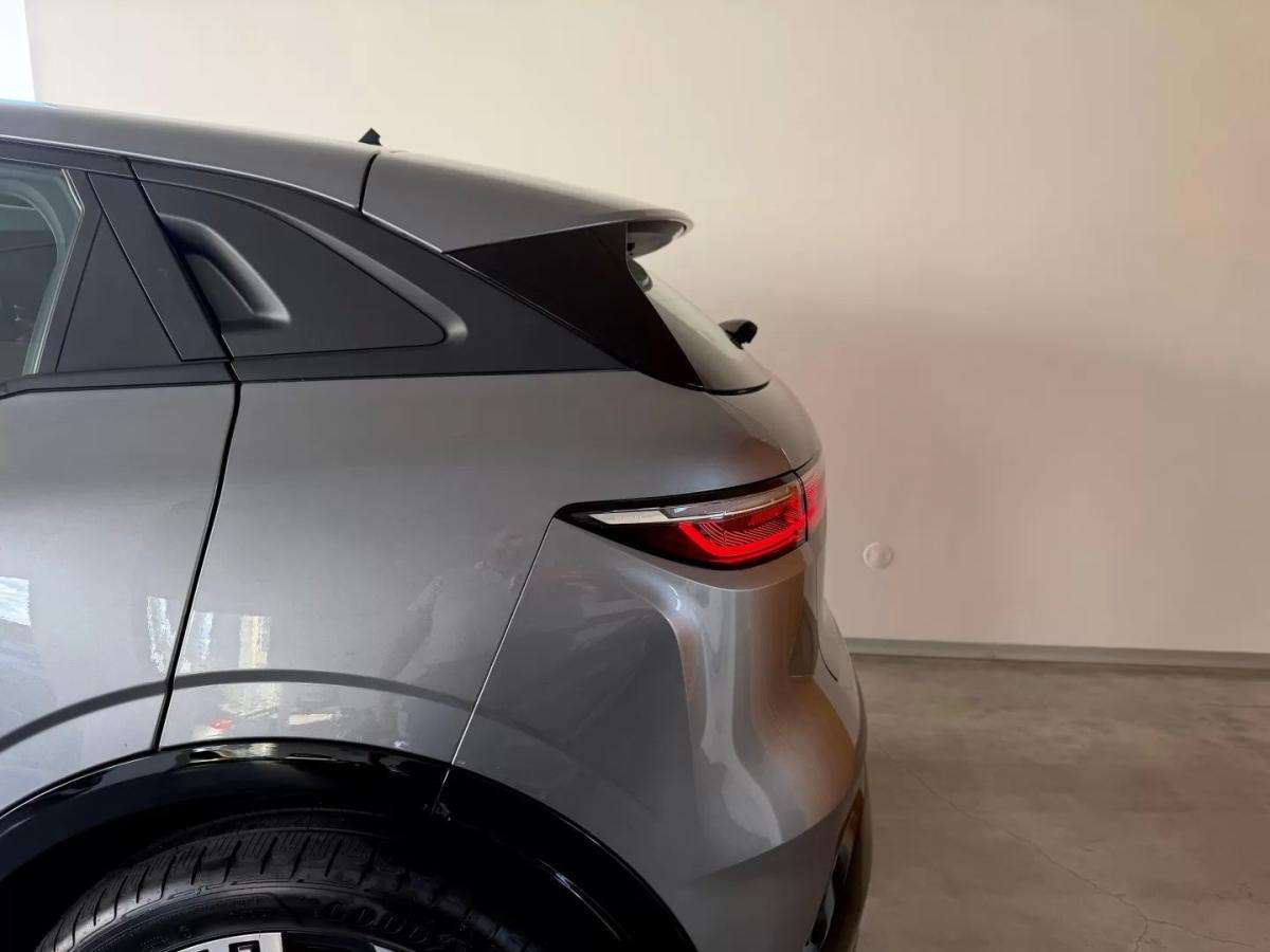 renault-megane-e-tech-2022-eletrico-0cc