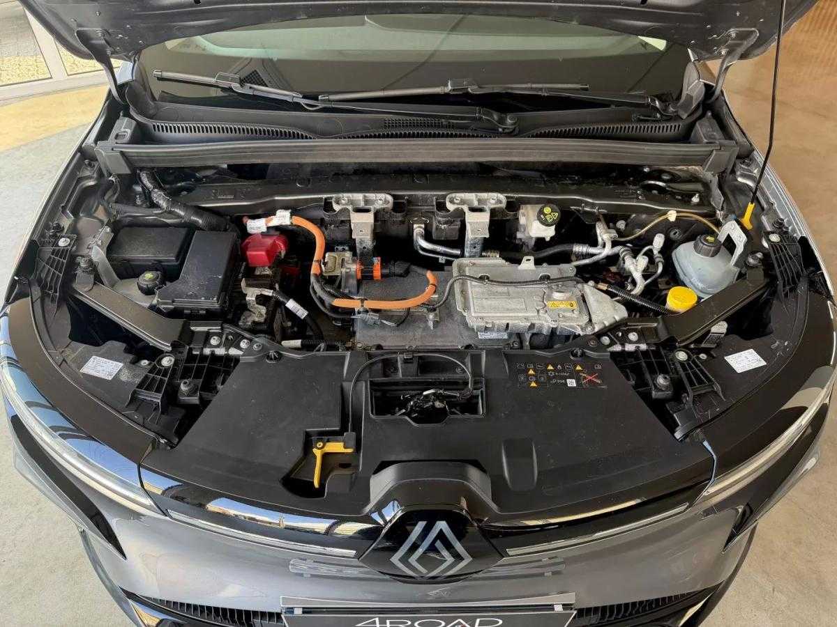 renault-megane-e-tech-2022-eletrico-0cc