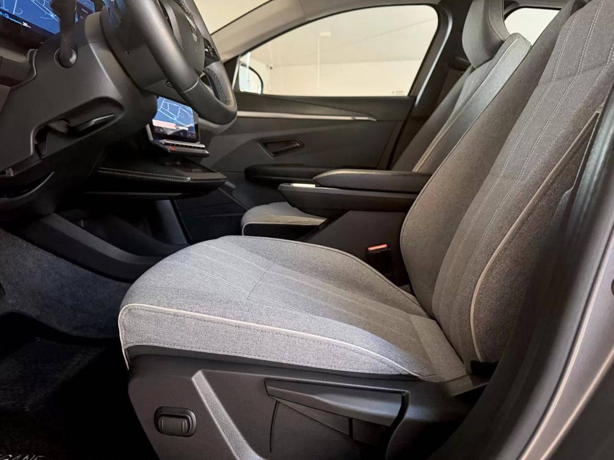 renault-megane-e-tech-2022-eletrico-0cc