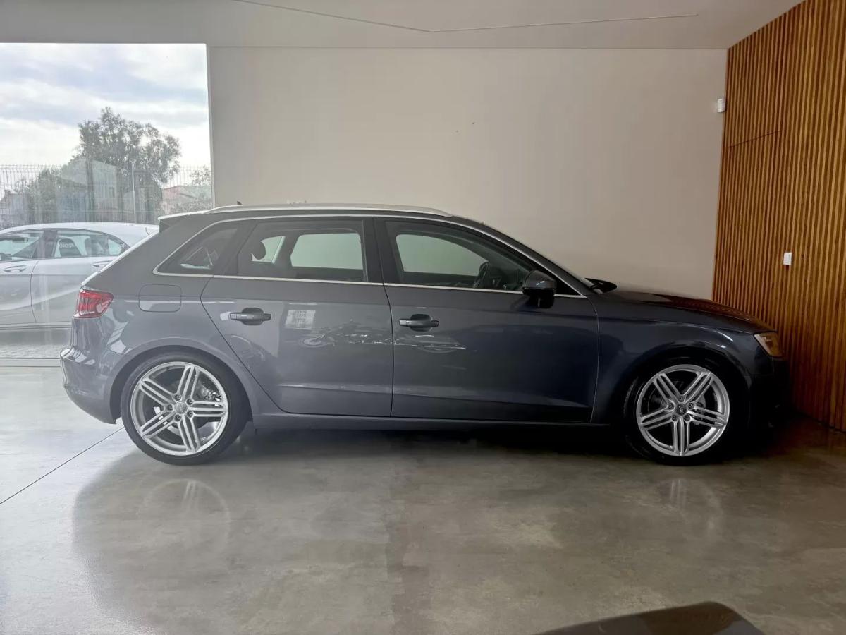 audi-a3-sportback-2016-diesel-1598cc