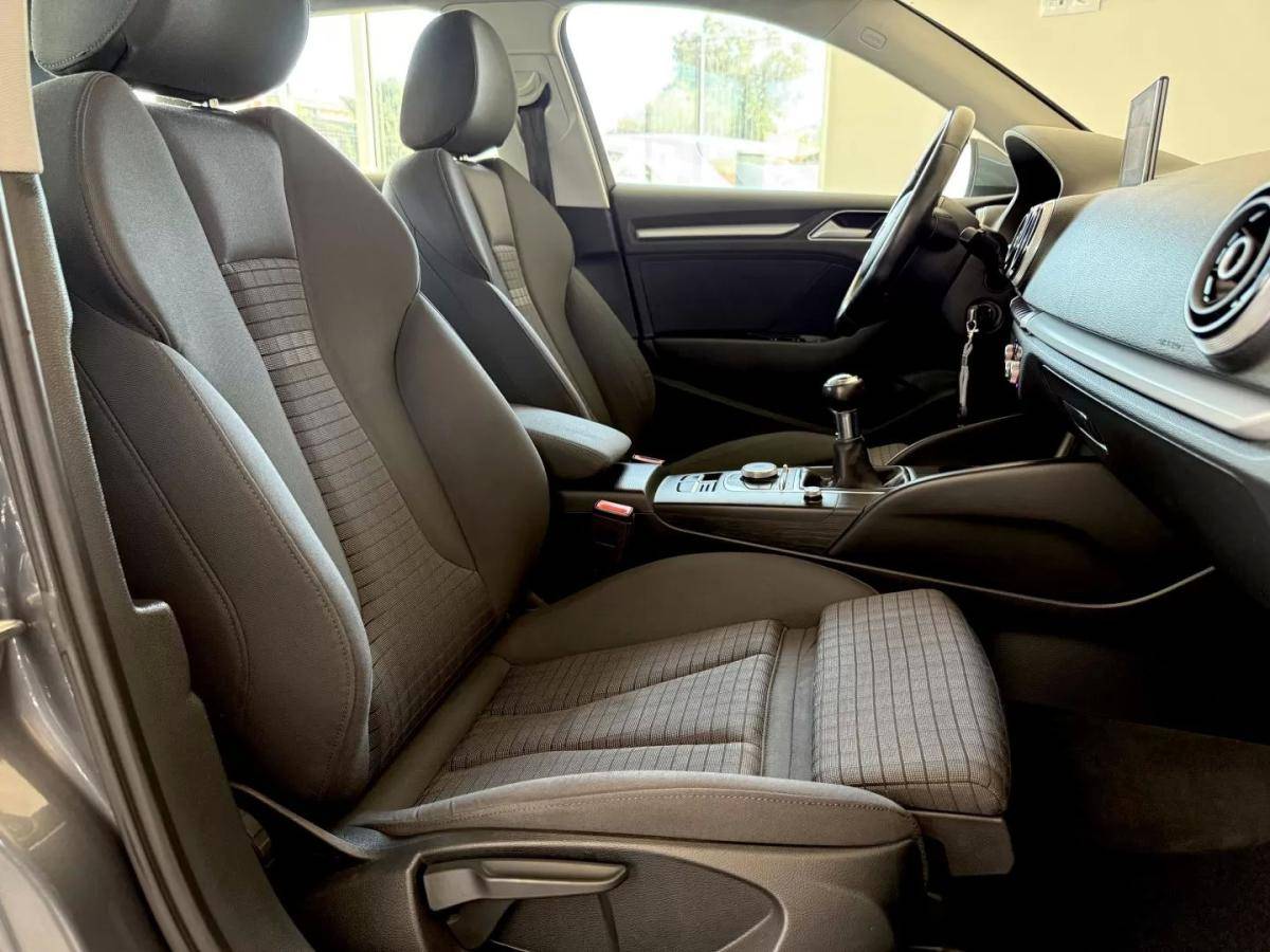 audi-a3-sportback-2016-diesel-1598cc