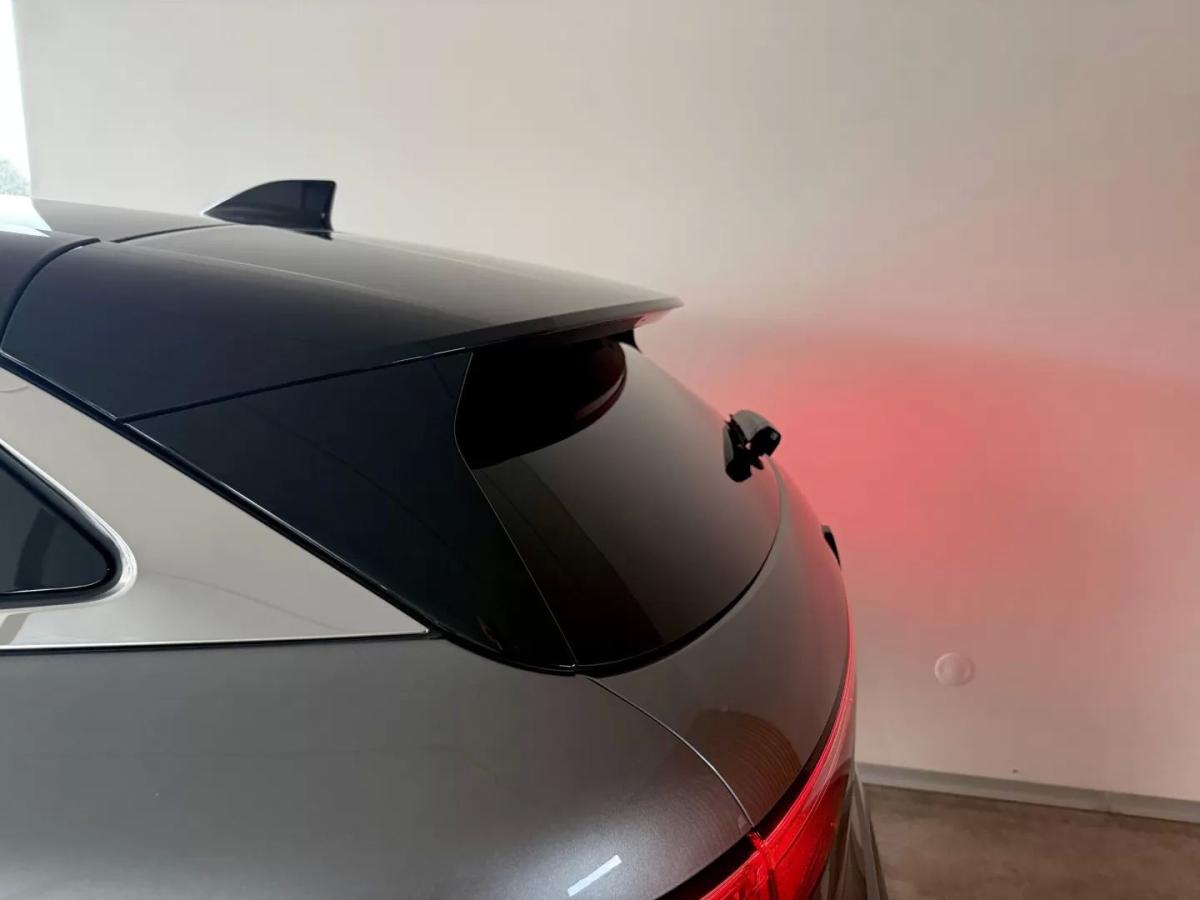 renault-megane-e-tech-2023-eletrico-200cc