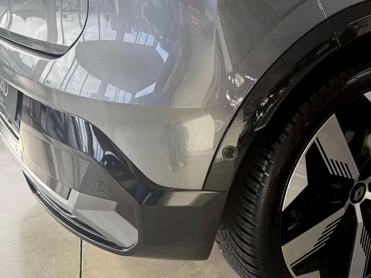 renault-megane-e-tech-2023-eletrico-200cc