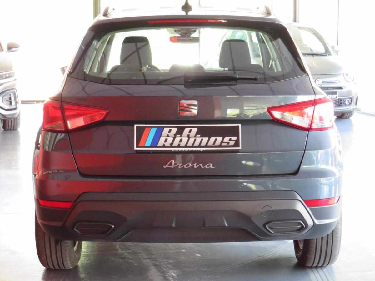 seat-arona-1-0-ecotsi-2023-gasolina-999cc