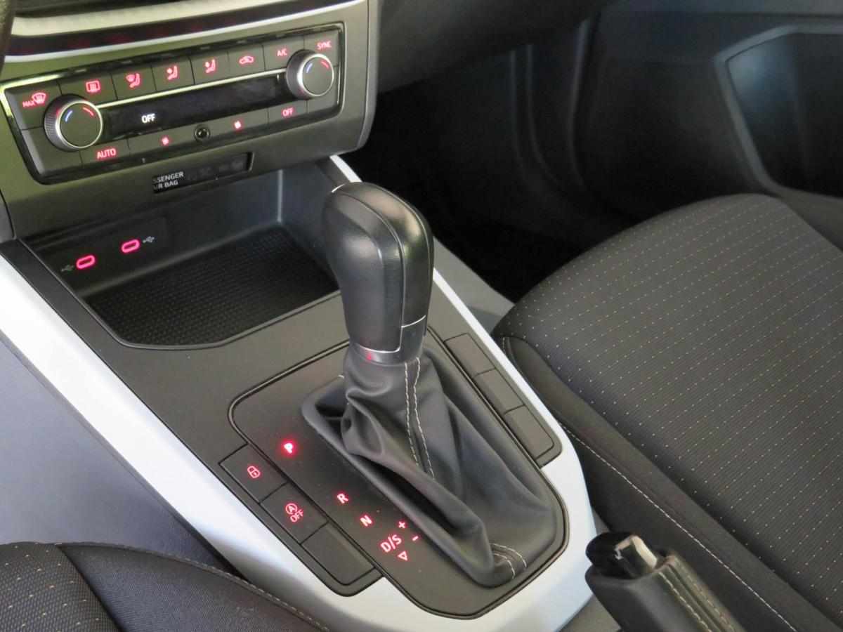 seat-arona-1-0-ecotsi-2023-gasolina-999cc