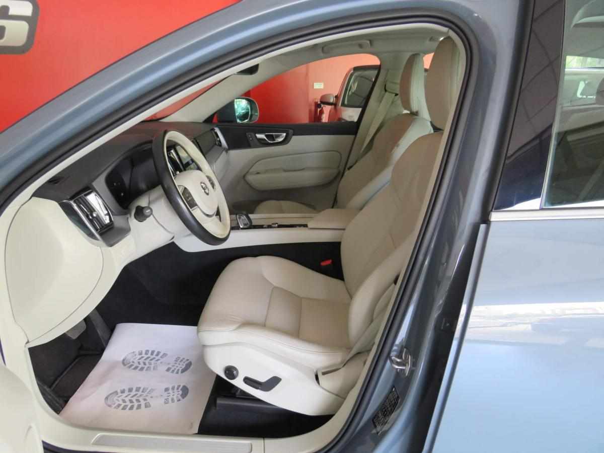 volvo-xc60-b4-2021-diesel-1969cc