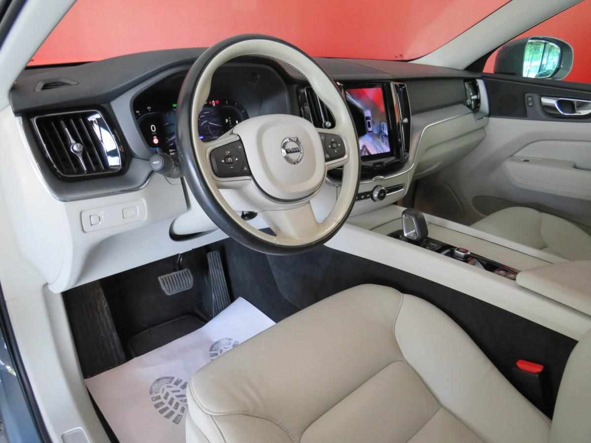 volvo-xc60-b4-2021-diesel-1969cc