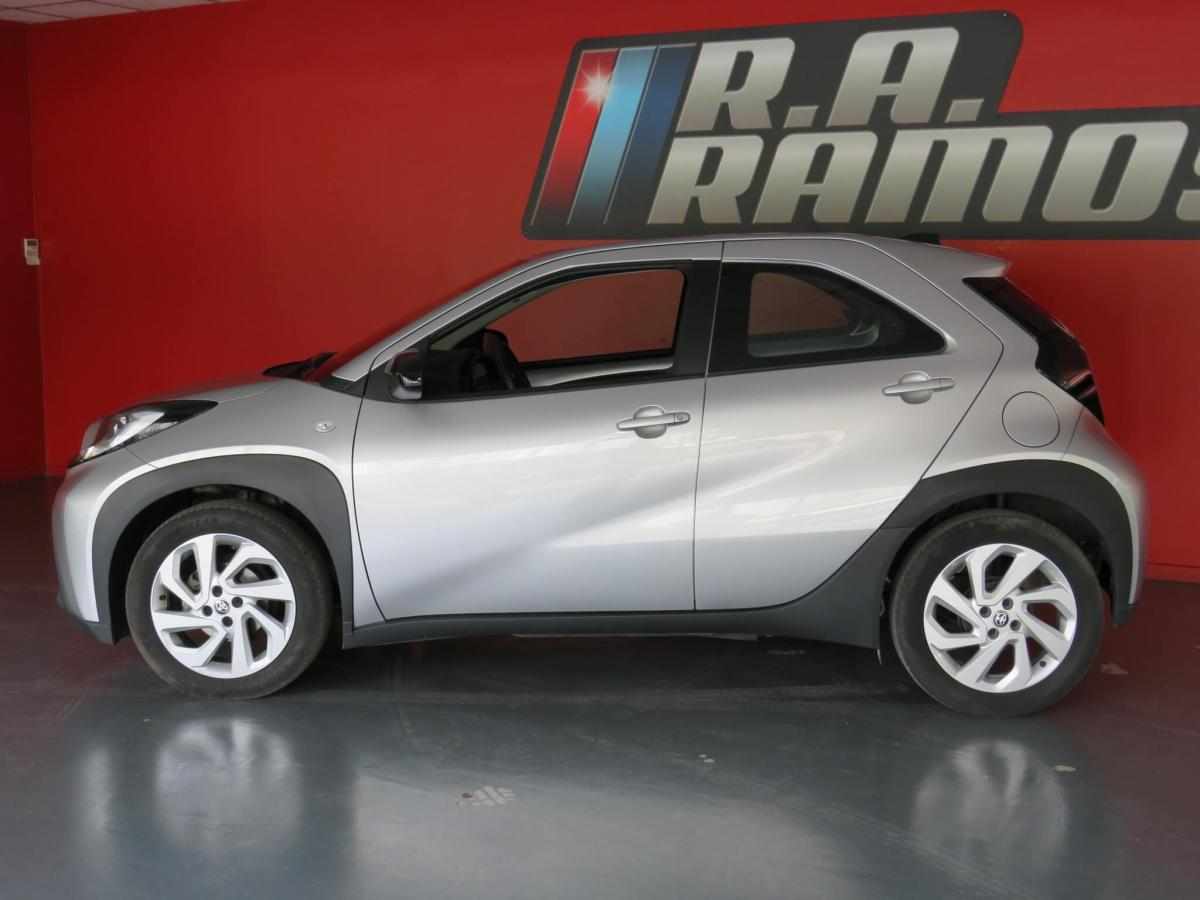 toyota-aygo-x-2023-gasolina-998cc