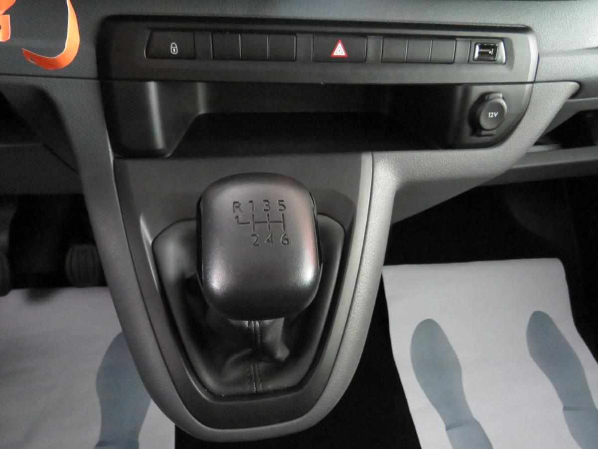 opel-vivaro-2022-diesel-1499cc