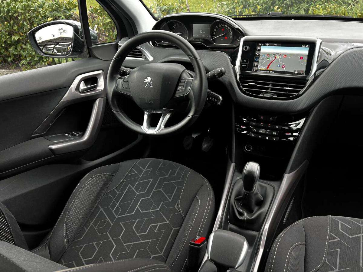 peugeot-2008-2016-gasolina-1199cc
