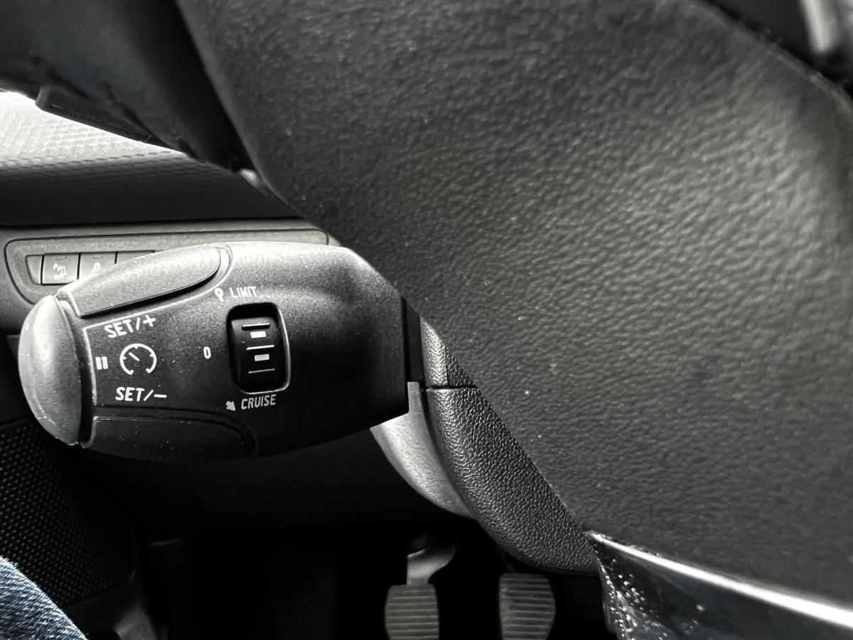 peugeot-2008-2016-gasolina-1199cc