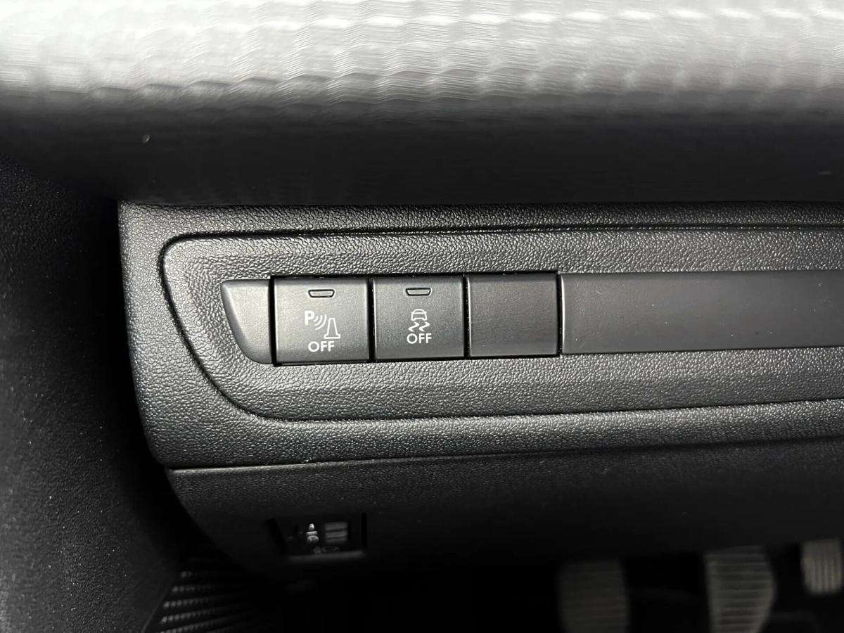 peugeot-2008-2016-gasolina-1199cc