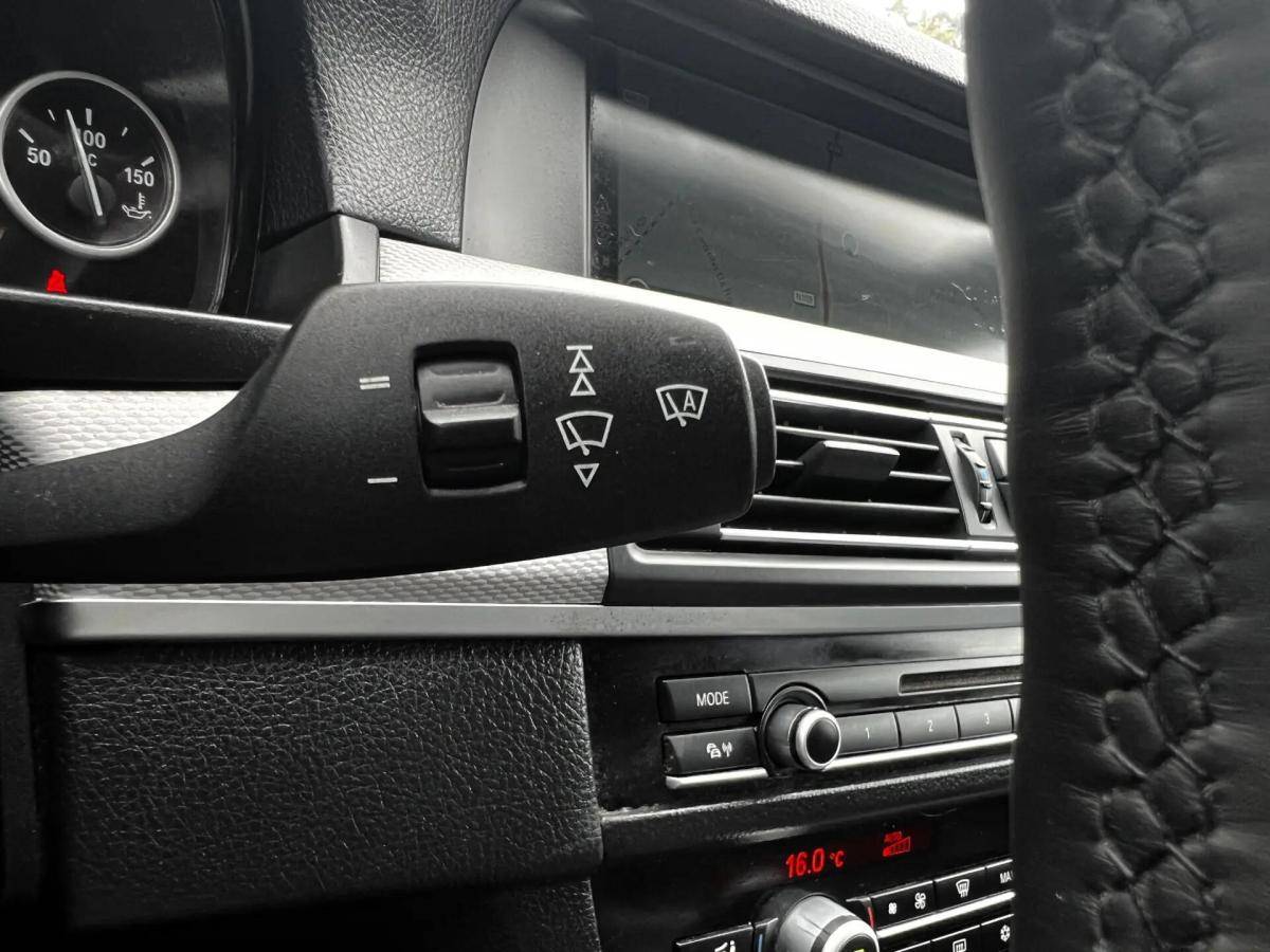 bmw-serie-5-520d-touring-2012-diesel-1995cc