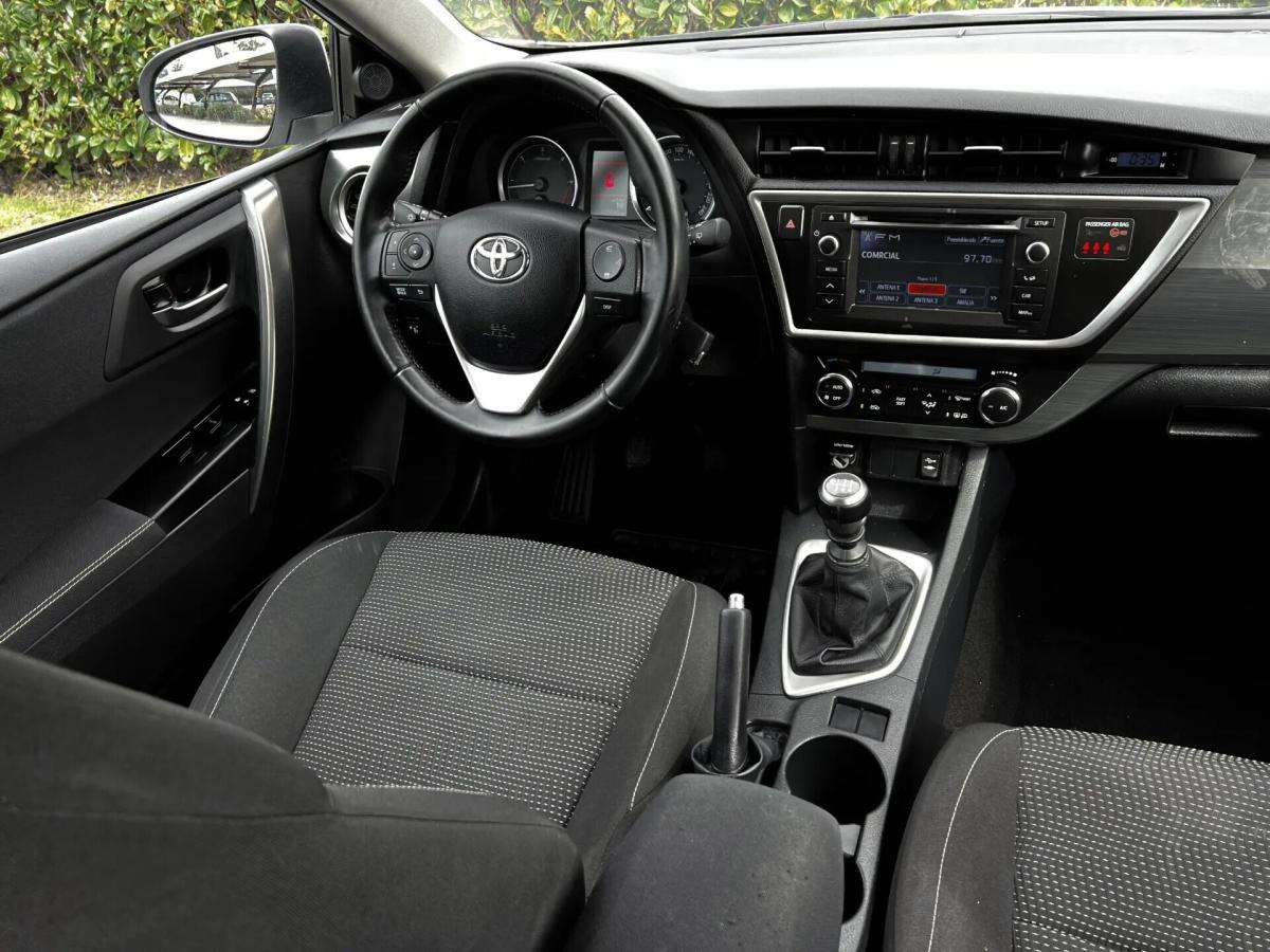toyota-auris-2013-diesel-1364cc