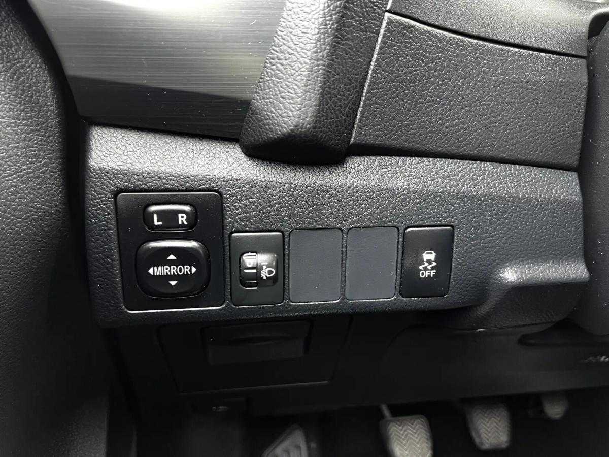 toyota-auris-2013-diesel-1364cc