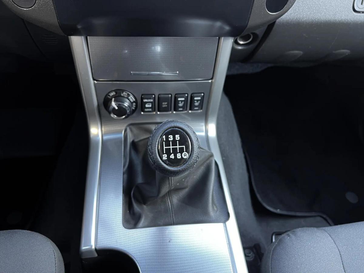 nissan-navara-2011-diesel-2488cc