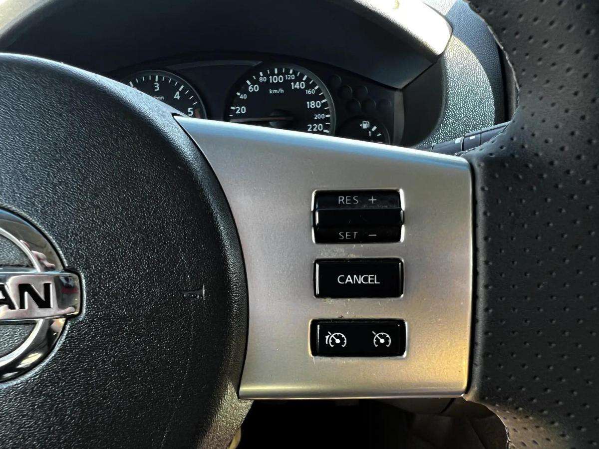 nissan-navara-2011-diesel-2488cc