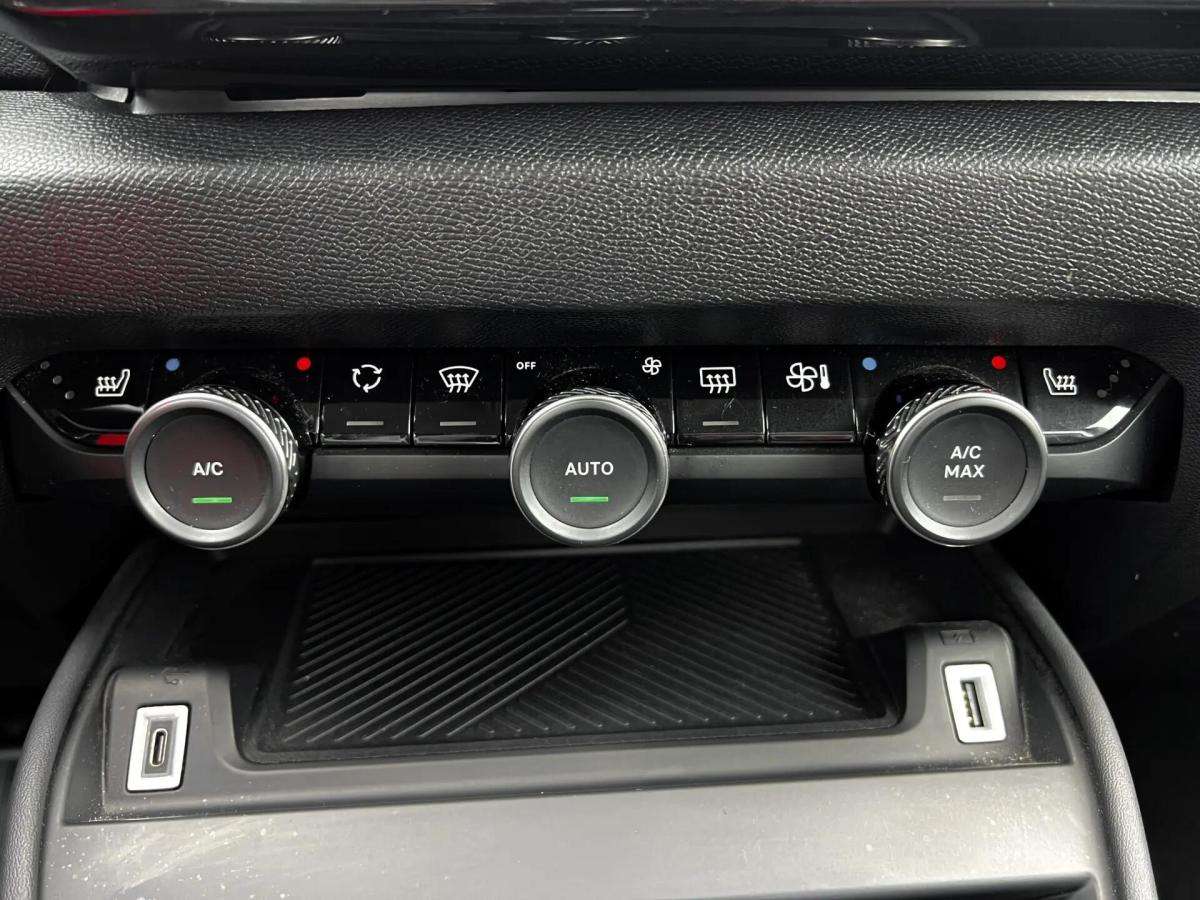 citroen-e-c4-2022-eletrico-0cc