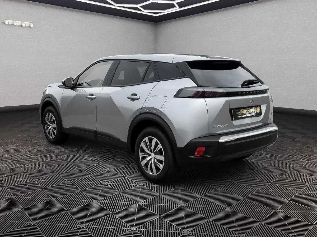 peugeot-e-2008-2022-eletrico-0cc